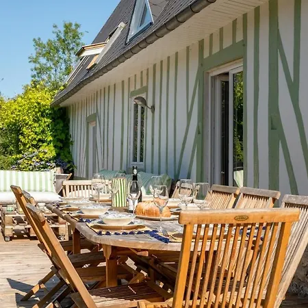 Sublime Longere Le Garden, 10 Voyageurs, 2 Terrasses, Terrain De Basket Triqueville