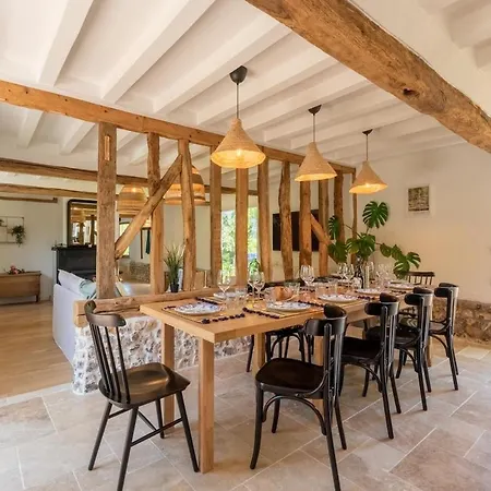 Sublime Longere Le Garden, 10 Voyageurs, 2 Terrasses, Terrain De Basket * Triqueville